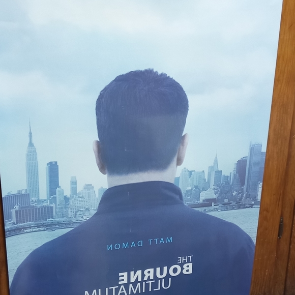 ORIGINAL Movie Theater Poster: The Bourne Ultimatum [40" x 27"; Double-Sided] - Picture 10 of 10